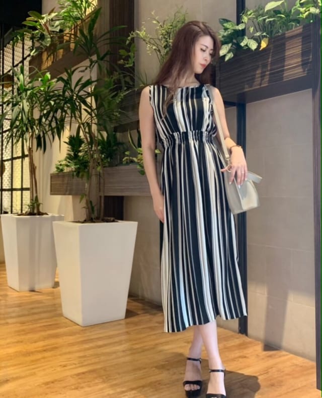 マルチストライプワンピース Salire みらい長崎ココウォーク